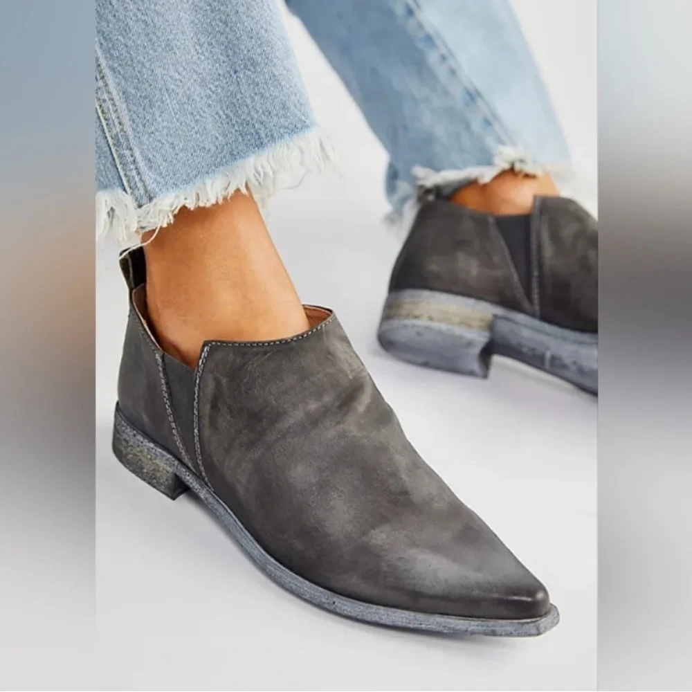 Free‎ People Sz 38 /US 7 1/2 Brixton Gray Leather Slip-On Shoes NEW